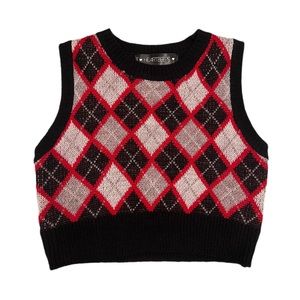 NWOT Heartbeeps Red White Black Argyle Cropped Sweater Vest